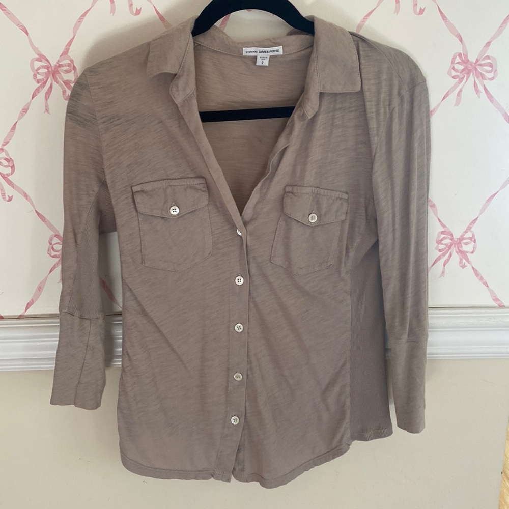 James Perse Cotton long(ish) sleeve button down!